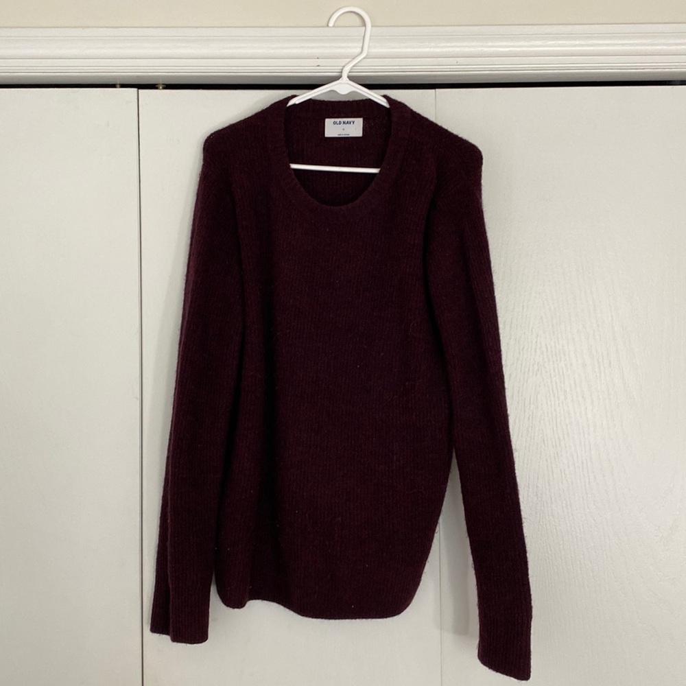 Old Navy Crew Neck Sweater